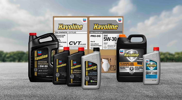 Havoline Family Image in Road Ligt Background Product shot